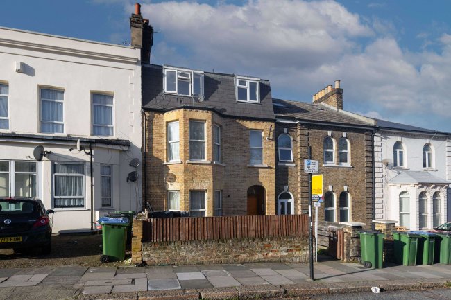 244 Burrage Road, Woolwich, London, SE18 7JP
 6