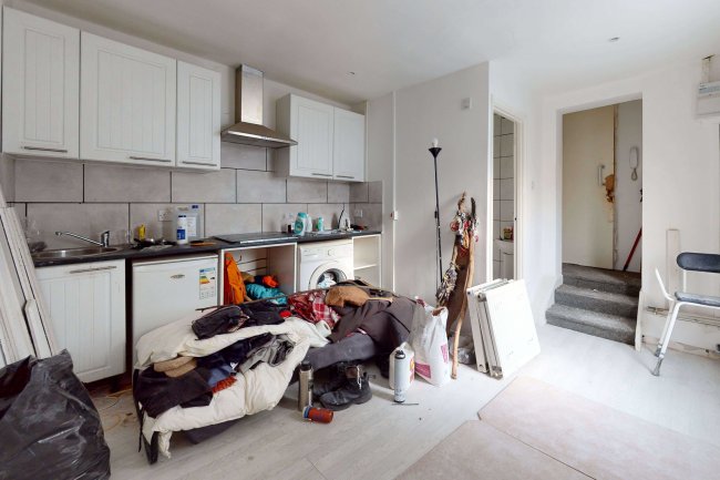 244 Burrage Road, Woolwich, London, SE18 7JP
 6