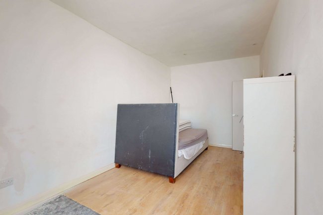 244 Burrage Road, Woolwich, London, SE18 7JP
 6