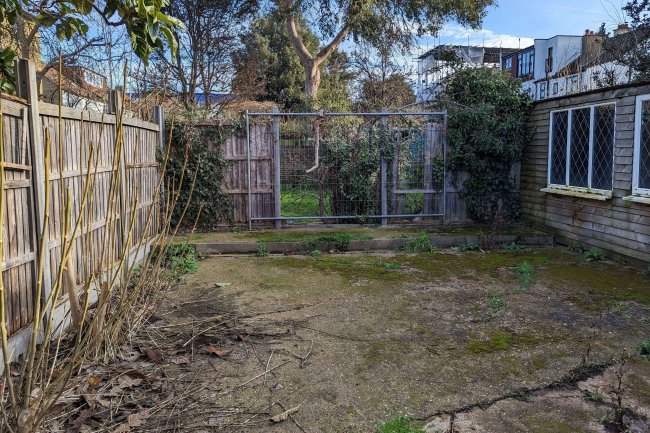 Land rear of 15 Kempshott Road, London, SW16 5LG 2