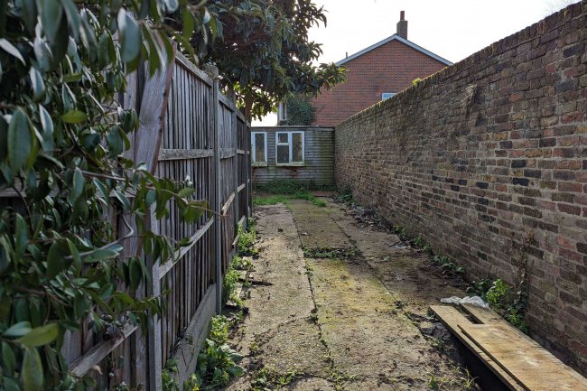 Land rear of 15 Kempshott Road, London, SW16 5LG 2