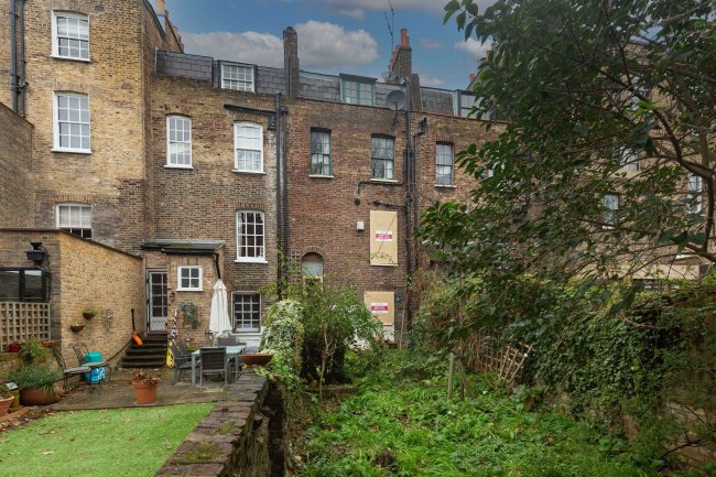 15 Canonbury Grove, Islington, London, N1 2HR 4