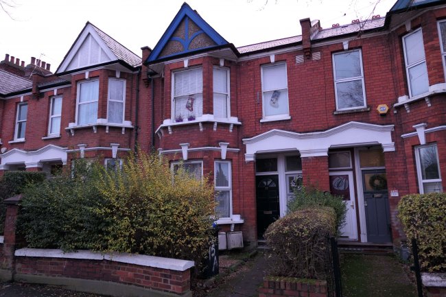 17 Furness Road, Harlesden, London NW10 4QG
 7