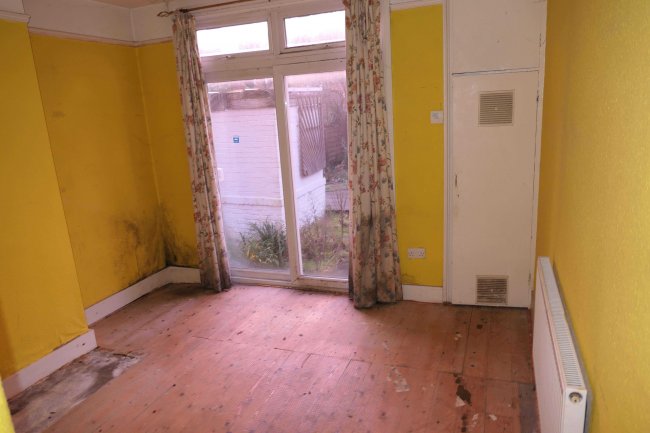 17 Furness Road, Harlesden, London NW10 4QG
 7