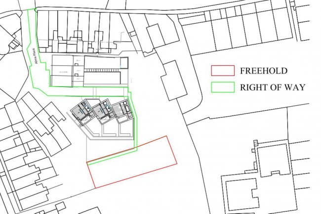 Alma Yard, Alma Place, Crystal Place, London, SE19 2TB
 2