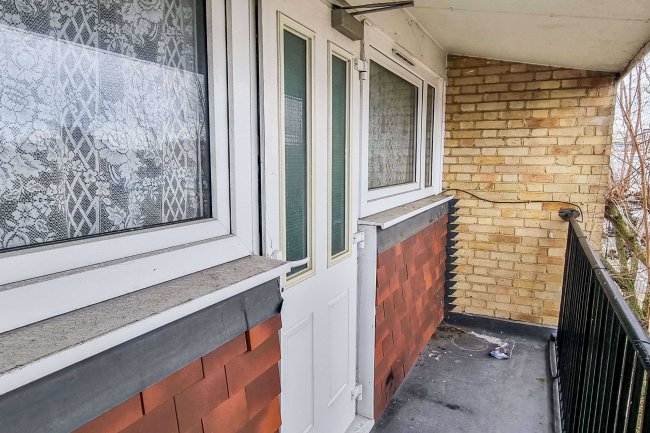 82 Palmers Road, Arnos Grove, London, N11 1SL
 1