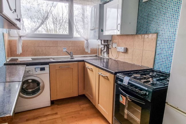 82 Palmers Road, Arnos Grove, London, N11 1SL
 1