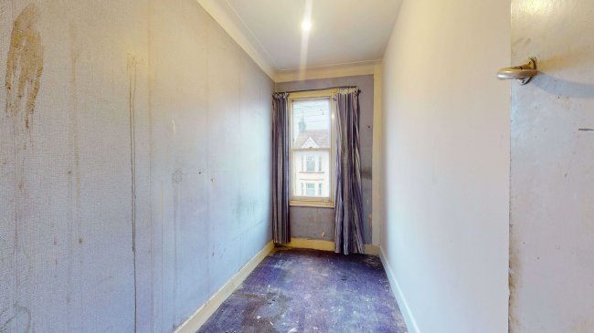 11 Paget Road, Ilford, Essex, IG1 2HP 
 5