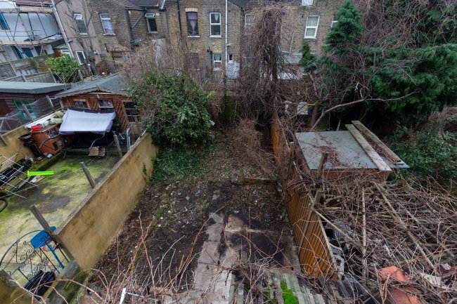 11 Paget Road, Ilford, Essex, IG1 2HP 
 5