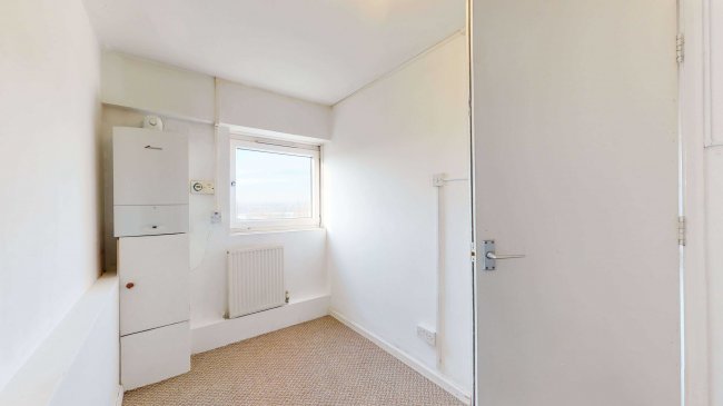 265 Kestrel House, Gurnell Grove, London, W13 0AD
 7