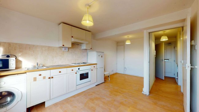 265 Kestrel House, Gurnell Grove, London, W13 0AD
 7