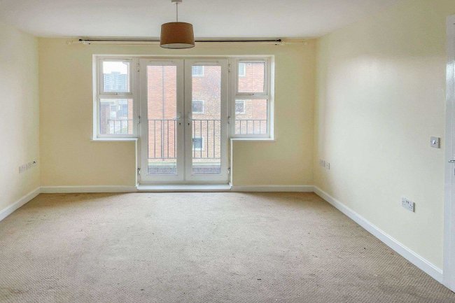 Flat 24, The Academy, Holly Street, Luton, LU1 3DD
 7
