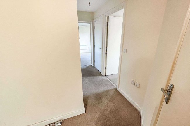 Flat 52, The Academy, Holly Street, Luton, LU1 3DD
 8