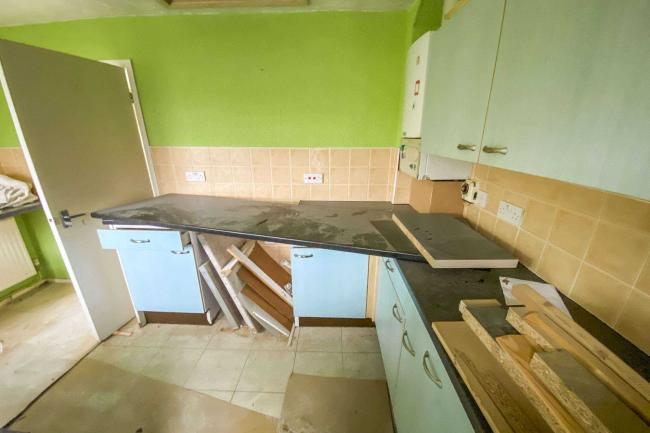 3 Moyne Road, Sawtry, Huntingdon PE28 5TN 
 6