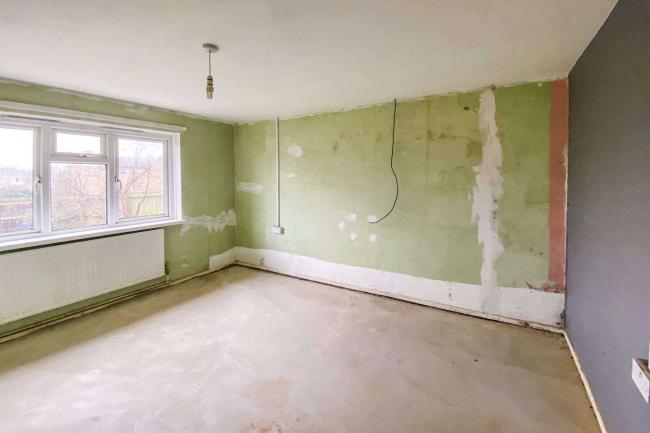 3 Moyne Road, Sawtry, Huntingdon PE28 5TN 
 6