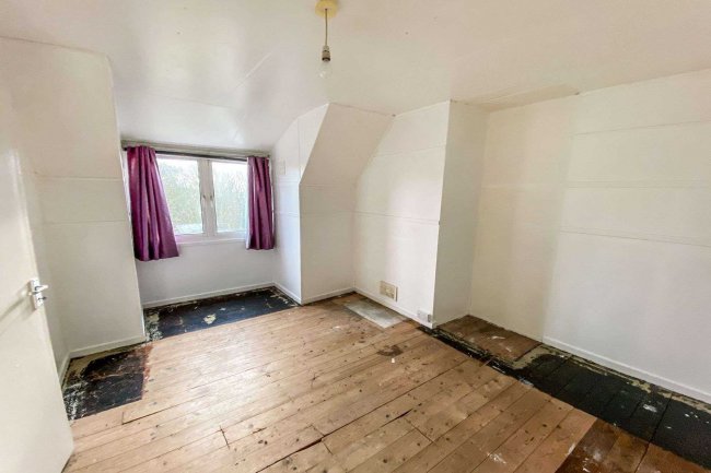 4 Hill Top Cottages, Alconbury Hill, Alconbury Weston, Huntingdon, PE28 4JG
 5