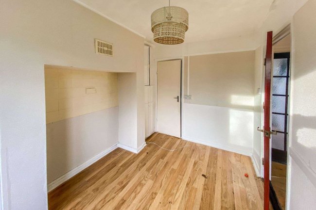 4 Hill Top Cottages, Alconbury Hill, Alconbury Weston, Huntingdon, PE28 4JG
 5