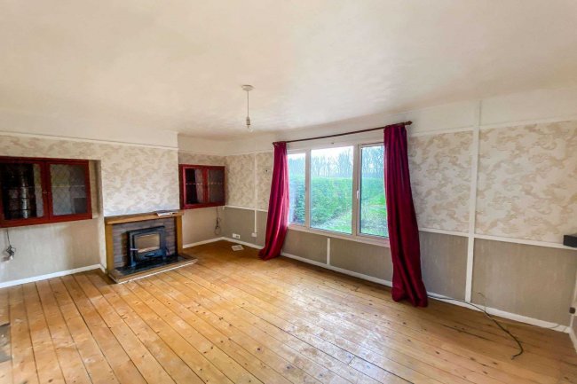 4 Hill Top Cottages, Alconbury Hill, Alconbury Weston, Huntingdon, PE28 4JG
 5