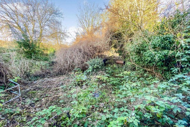 34 Priory Road, Huntingdon, Cambridgeshire, PE29 1JP
 6