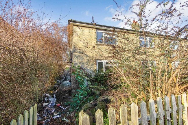 34 Priory Road, Huntingdon, Cambridgeshire, PE29 1JP
 6