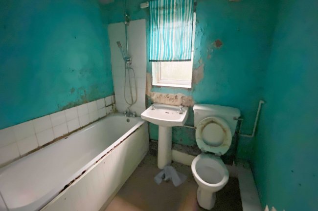 52 The Crescent, St. Neots, Cambridgeshire, PE19 1EE 6