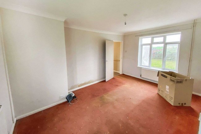 64 Fenton Road, Warboys, Huntingdon, Cambridgeshire, PE28 2SL
 1