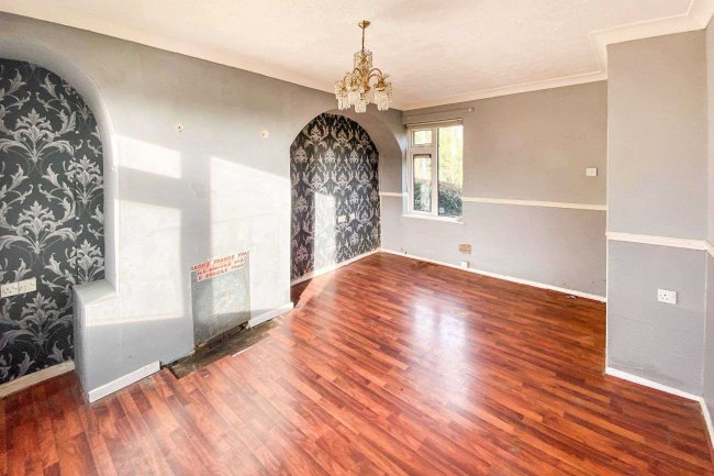 85 Ermine Street, Little Stukeley, Huntingdon, PE28 4BG 6