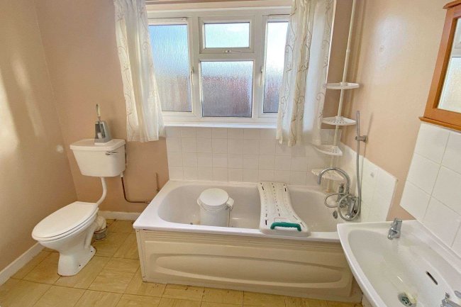 188 Herne Road, Ramsey St Marys, Huntingdon, Cambridgeshire, PE26 2SY
 7