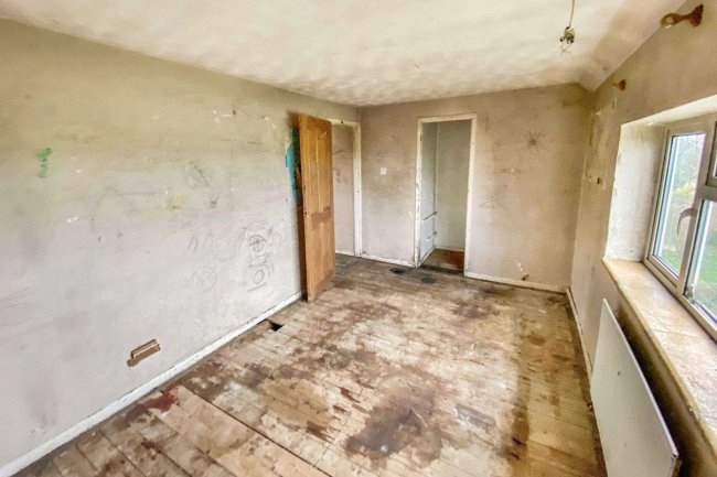 18 Harris Lane, Wistow, Huntingdon, Cambridgeshire, PE28 2QG
 3