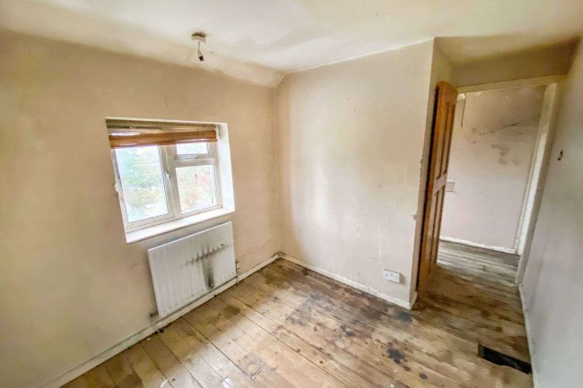 18 Harris Lane, Wistow, Huntingdon, Cambridgeshire, PE28 2QG
 3