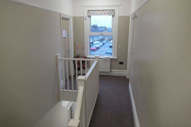 2 Essex Road, Dartford, Kent, DA1 2AU
 6