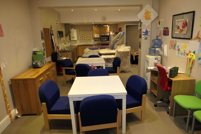 2 Essex Road, Dartford, Kent, DA1 2AU
 6