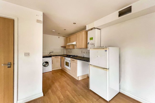 Flat 9 Wilton Exchange, Elm Grove, Pelham Road, Southsea, PO5 3DG
 1