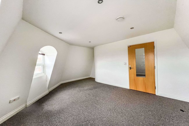 Flat 9 Wilton Exchange, Elm Grove, Pelham Road, Southsea, PO5 3DG
 1