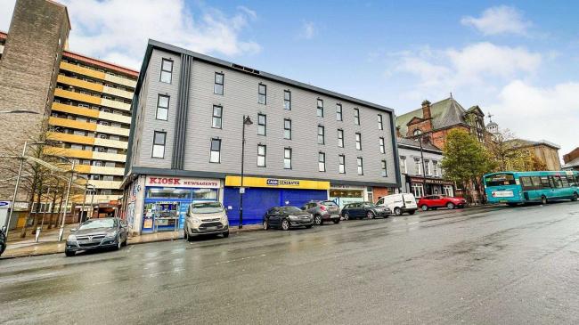 2 Micklegate House, Pontefract, West Riding WF8 1PD
 4