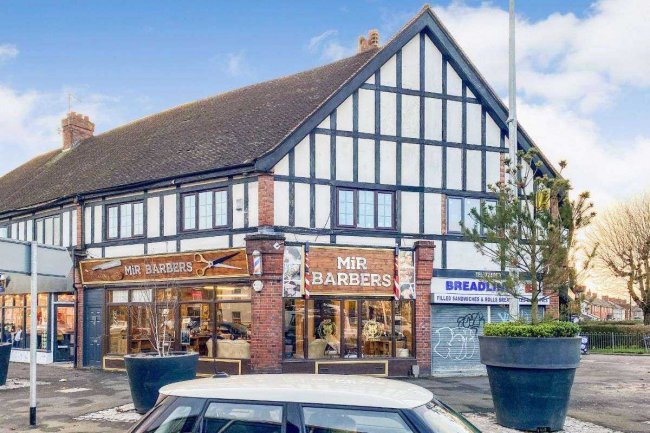 545-547 Cricklade Road, Swindon, SN2 1AH 10