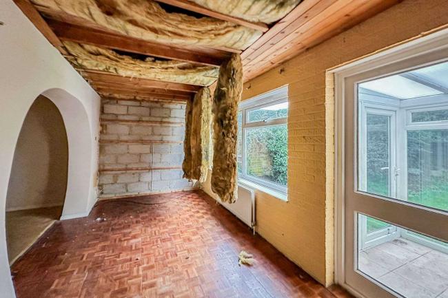 175 Nutwick Road, Havant, Hampshire, PO9 2UL
 10