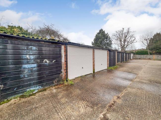 Garage 13 at the rear of 78/104 Albert Road, London, SE25 4JW
 6