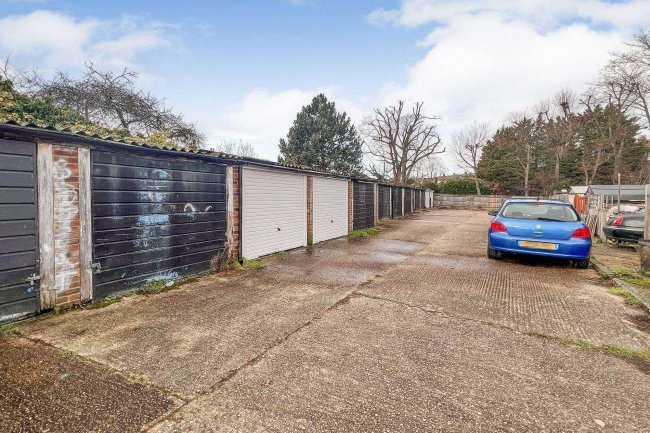 Garage 13 at the rear of 78/104 Albert Road, London, SE25 4JW
 6