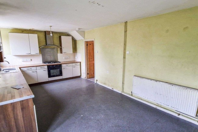 7 Taylers Cottages, Crossoaks Lane, Ridge, Potters Bar, EN6 3LL
 8