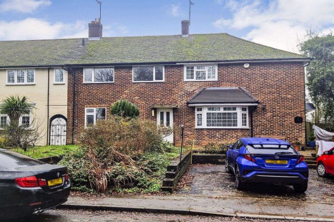 7 Taylers Cottages, Crossoaks Lane, Ridge, Potters Bar, EN6 3LL
 8