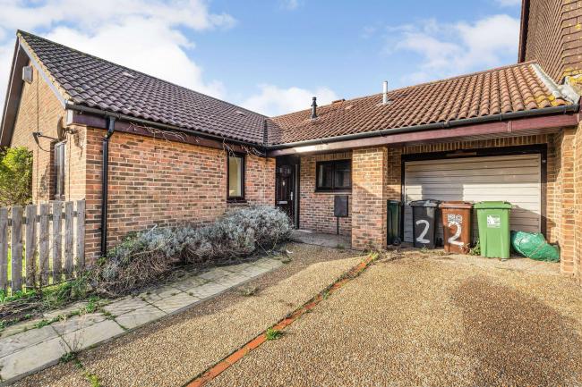 2 Sandown Close, Eastbourne, East Sussex, BN23 8EF
 8
