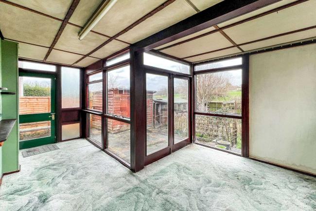 17 Mannock Road, Wellingborough, Northamptonshire, NN8 2BJ
 7