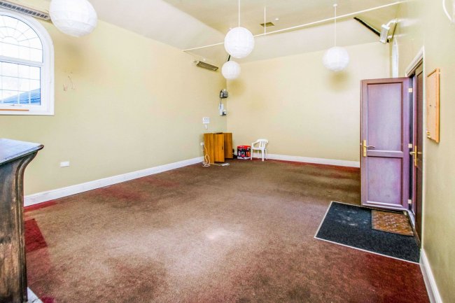 Kinsham Baptist Church, Chapel Lane, Kinsham, Tewkesbury, GL20 8HS 2