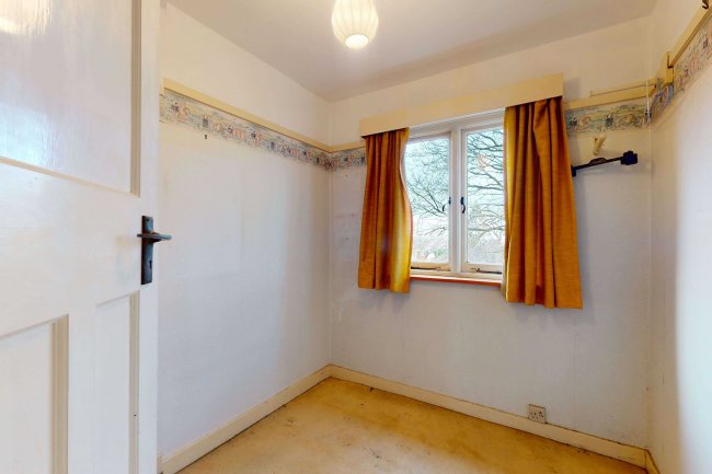 8 St. Leonards Road, Croydon, Surrey, CR0 4BN
 5