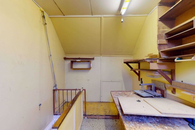 8 St. Leonards Road, Croydon, Surrey, CR0 4BN
 5