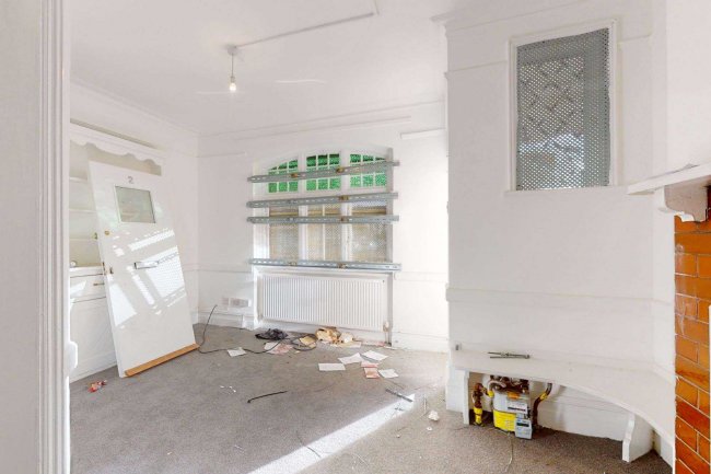 1 2 4 and 5 Parkside, Golfe Road, Ilford, Essex, IG1 1SX
 3