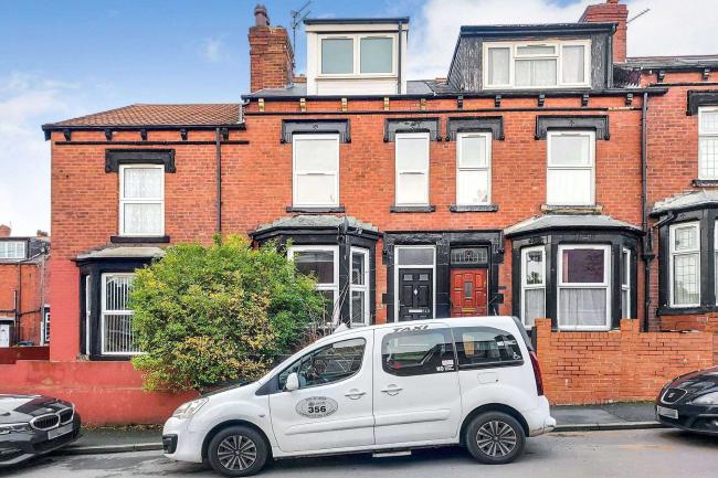 51 Rossall Road, Leeds, West Yorkshire, LS8 5BQ
 5