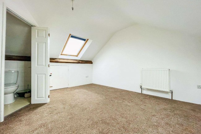 10 Roseberry Terrace, Frieze Hill, Taunton, Somerset, TA1 1EZ 1