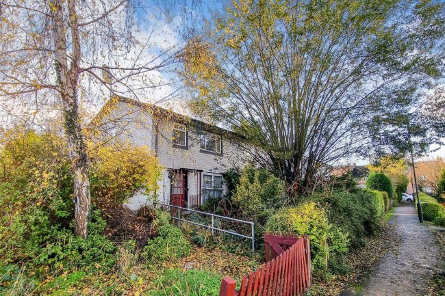 1 Chiltern Dene, Enfield, EN2 7HH 4